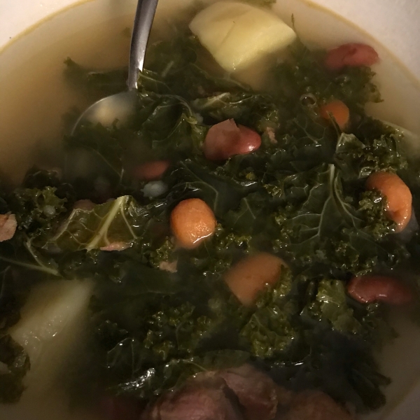 Easy Portuguese Kale Soup