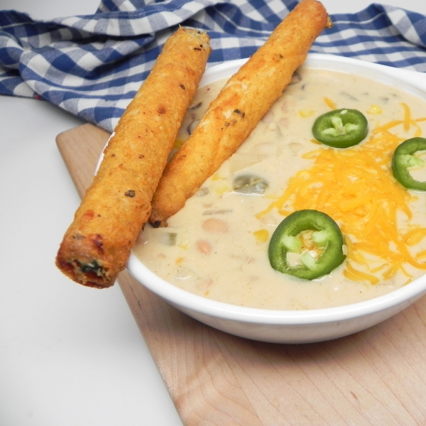 Creamy White Bean Enchilada Soup