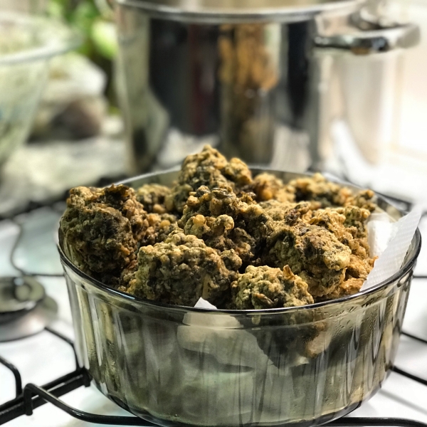 Bunuelos de Espinaca (Spinach Fritters)