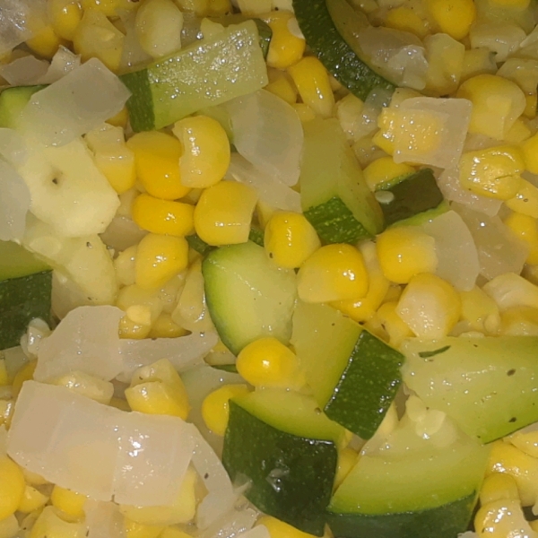 Fresh Corn and Zucchini Saute