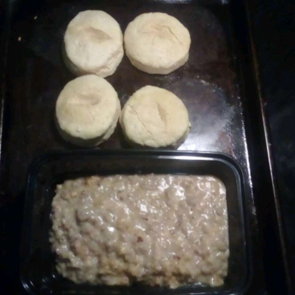 Creamy Biscuits and Gravy