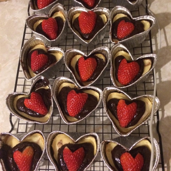 Brownie Cheesecake Hearts