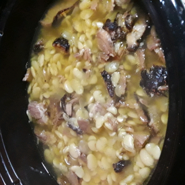 Slow Cooker Southern Lima Beans and Ham