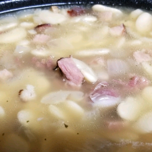 Slow Cooker Southern Lima Beans and Ham