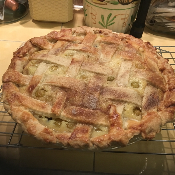 Sour Cream Gooseberry Pie