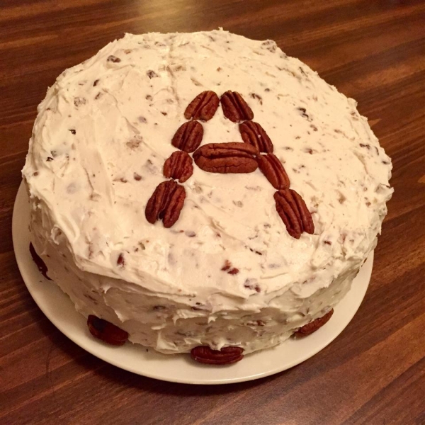 Carol's Butter Pecan Cake