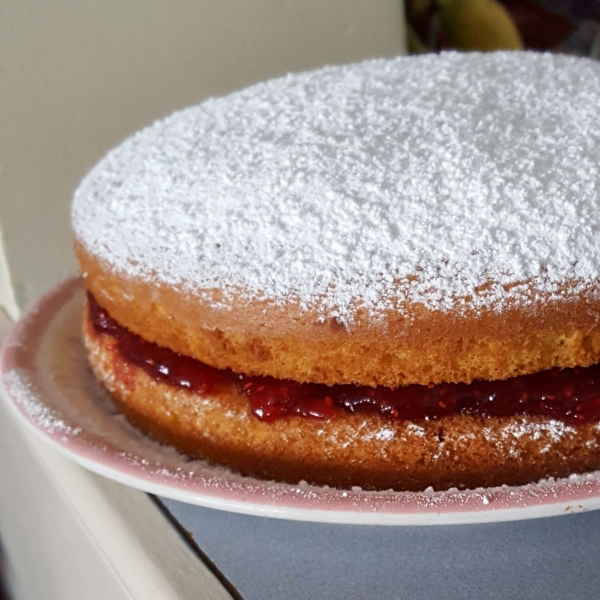 Victoria Sponge Cake