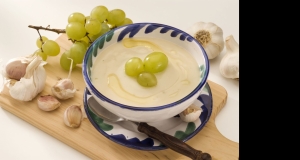 Ajo Blanco con Uvas