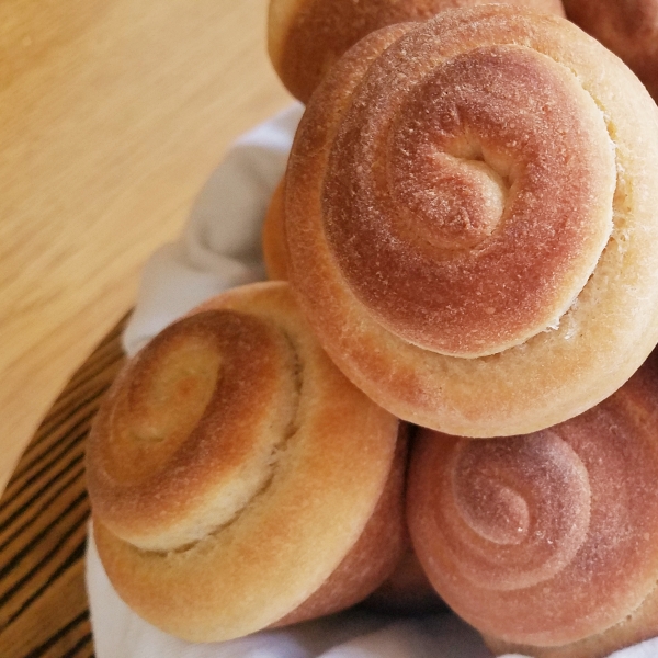 Light Wheat Rolls