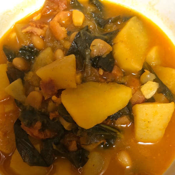 Caldo Gallego