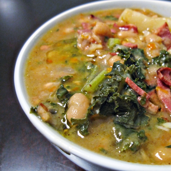 Caldo Gallego