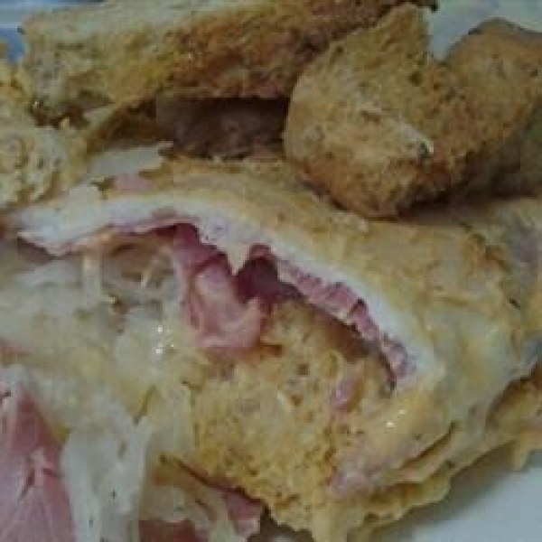 Reuben-Pierogie Casserole