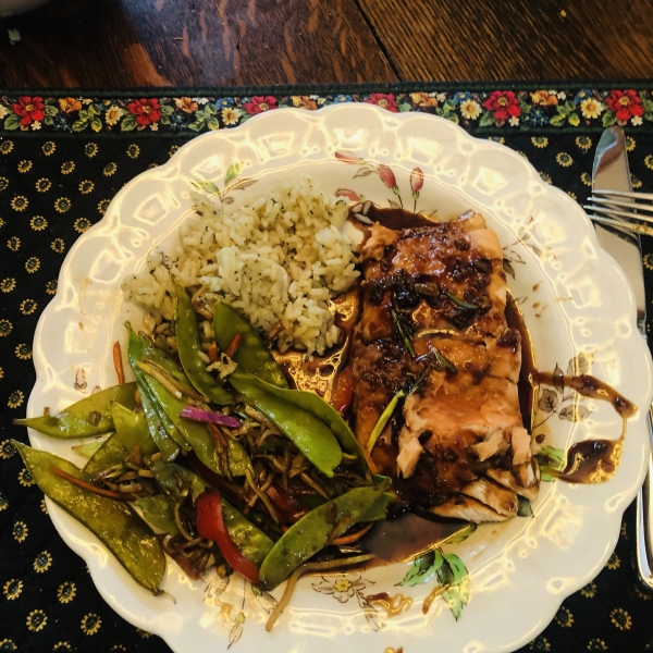 Balsamic-Glazed Salmon Fillets