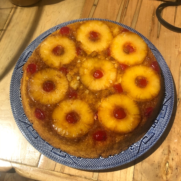 Old Fashioned Pineapple Upside-Down Cake