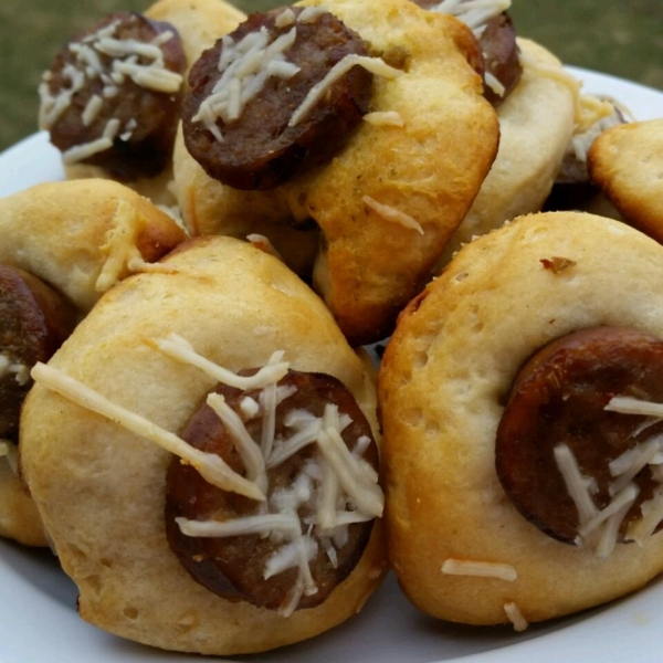 Pesto Sausage Biscuit Bites