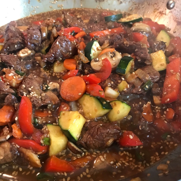 Essanaye's Sesame Beef Stir Fry