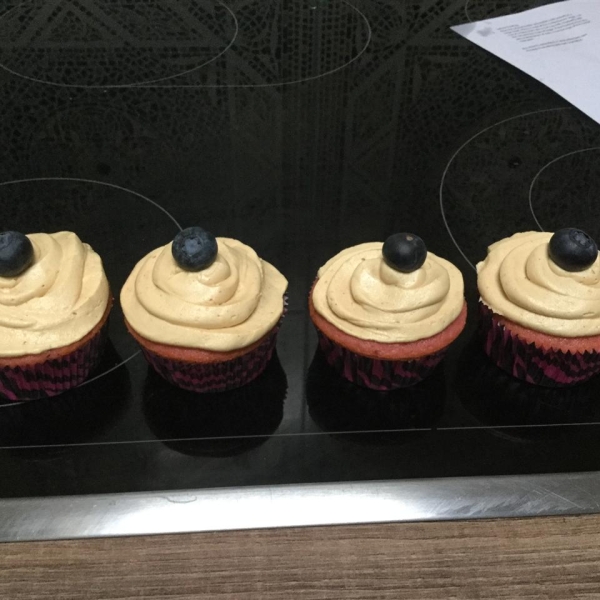 PBJ Cupcakes - Berry Cupcakes with Peanut Butter Frosting