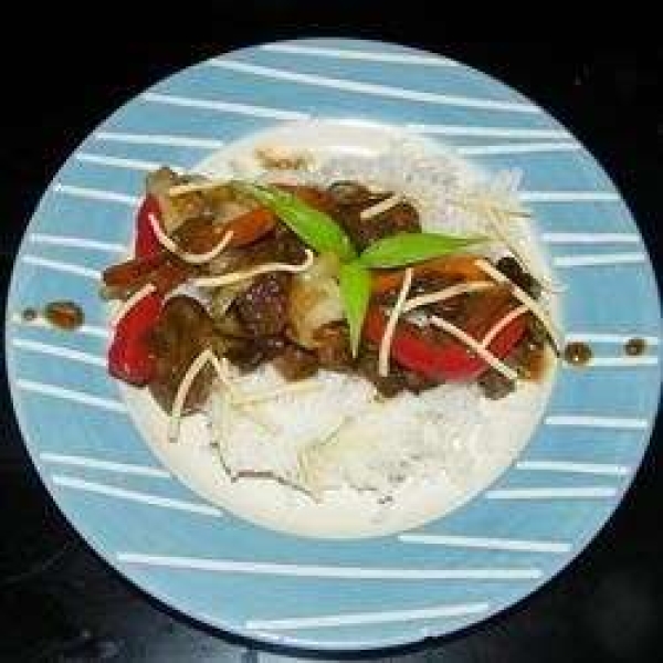 Fresh Vegetable Stir-Fry with Peppery Orange Beef