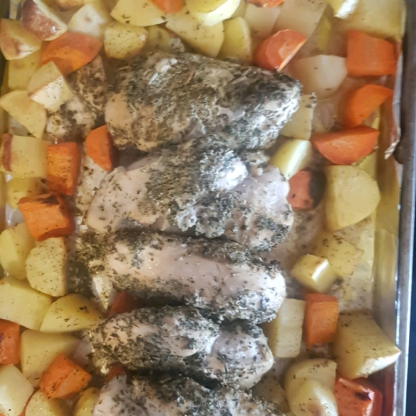 Broiled Chicken Breasts with Herbs, Carrots, and Red Potatoes