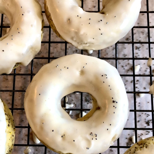 Healthier Lemon Poppy Seed Donuts
