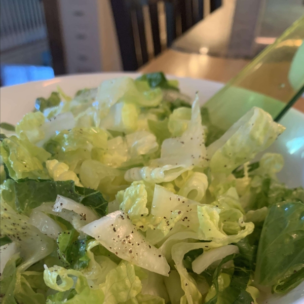 Simple Romaine Salad