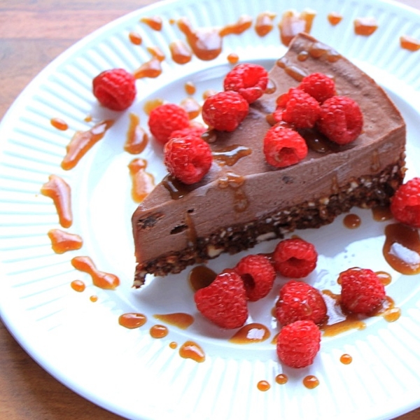 Vegan Frozen Banana-Chocolate Pie