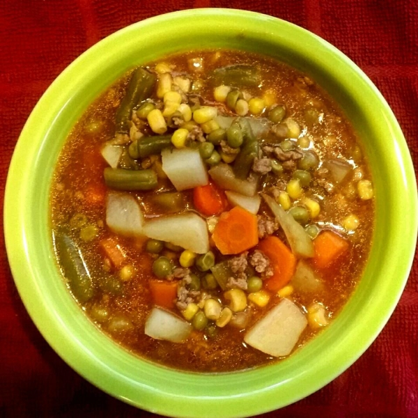 Grandma's Slow Cooker Beef and Vegetable Soup