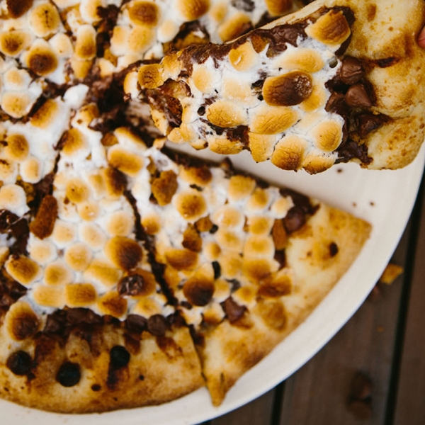 Grilled S'mores Pizza