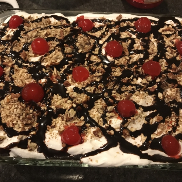 Banana Split Cheesecake