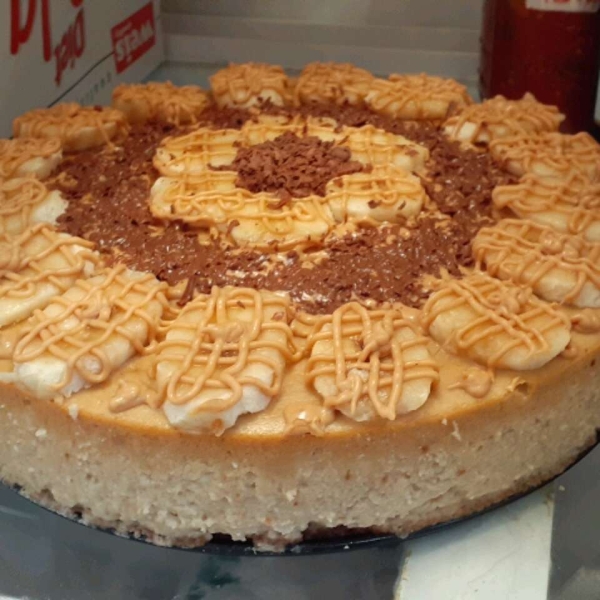 Banana Peanut Butter Cheesecake aka 