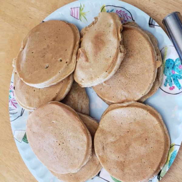 Whole Grain Banana Pancakes