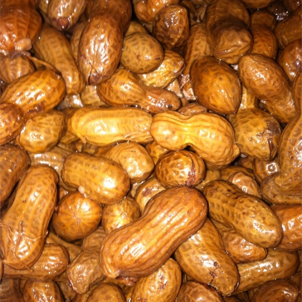 Garlic and Onion Boiled Peanuts