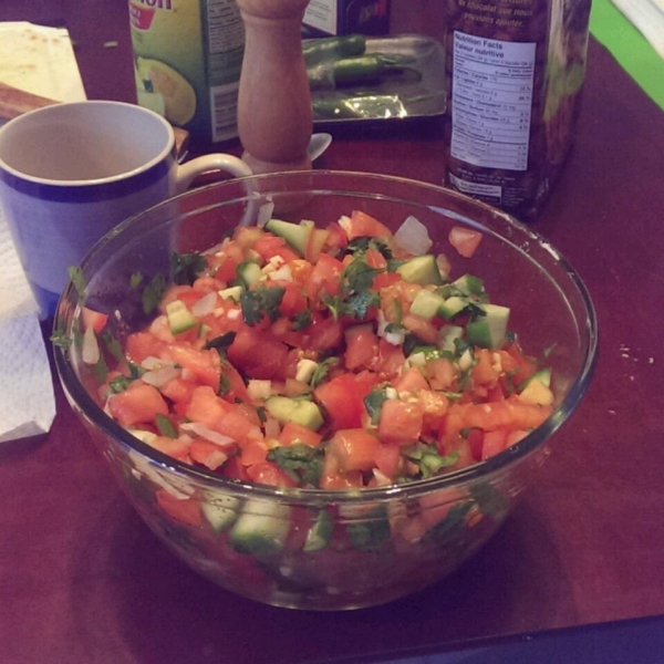 LittleBitFae's Fresh Tomato Salsa