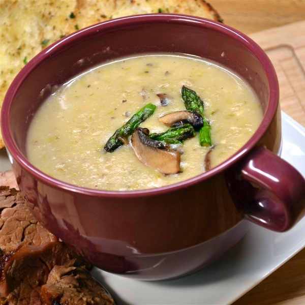 Guilt-Free Cream of Asparagus Soup