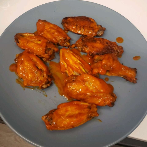 Awesome Slow Cooker Buffalo Wings