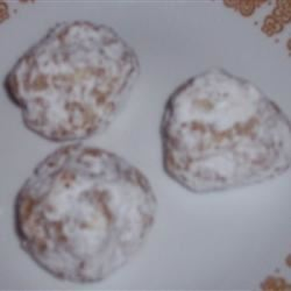 Molasses Snowballs