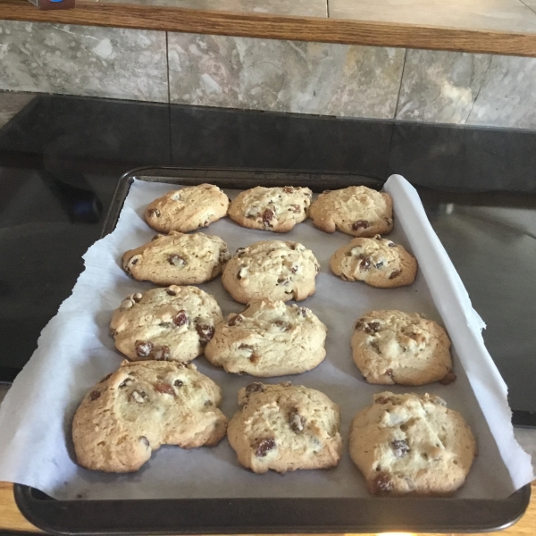 Jumbo Raisin Cookies