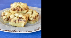 Easy Peanut Butter Chip Cookie Bars