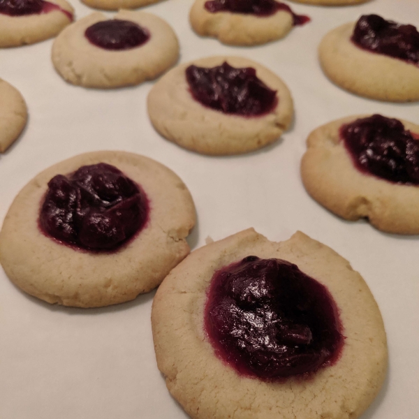 Swedish Hallongrottor Cookies (Raspberry Caves)