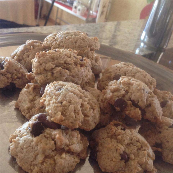 Gluten-Free Delicious Soft Oatmeal Cookies