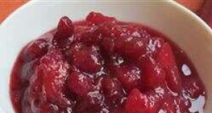 Spicy Quince and Cranberry Chutney
