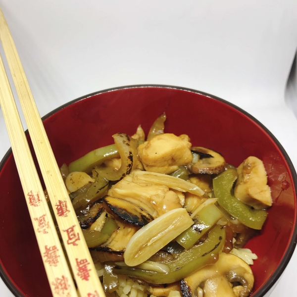 Garlic-Mushroom Chicken Thigh Stir-Fry