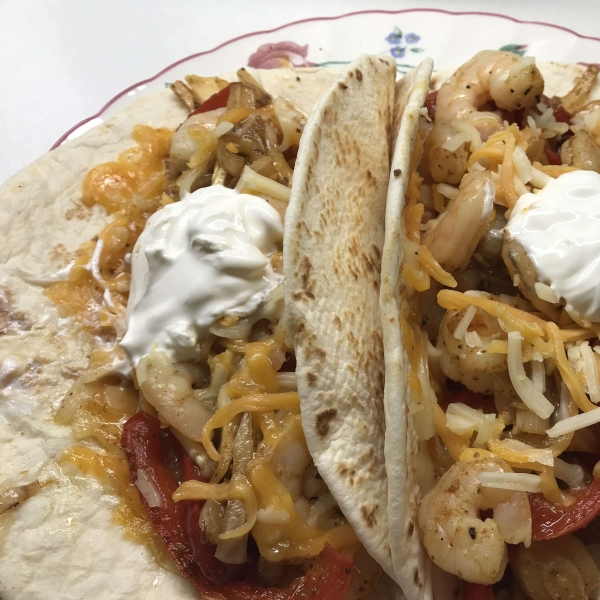 Easy Sheet Pan Shrimp Fajitas