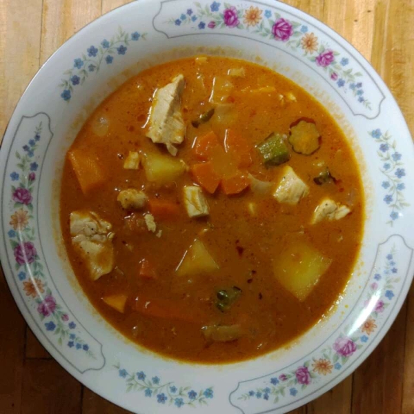 Zimbabwean Chicken and Vegetable Soup