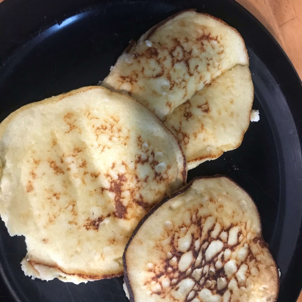Simple Cottage Cheese Pancakes