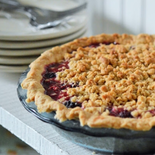 Best Homemade Blackberry Pie