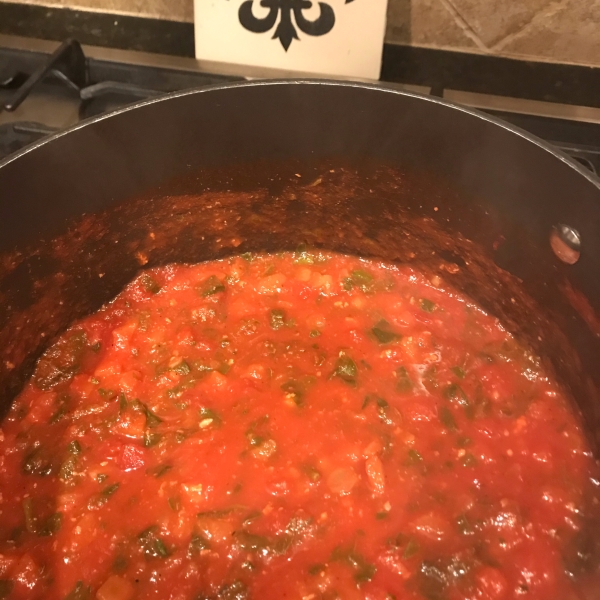 Tomato Spinach and Basil Soup