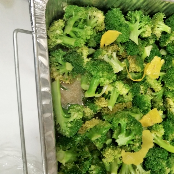 Broccoli with Lemon Butter Sauce