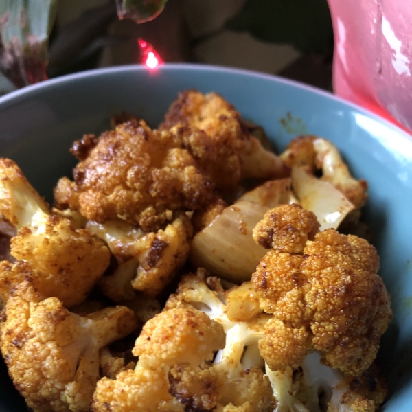 Roasted Curried Cauliflower and Onion