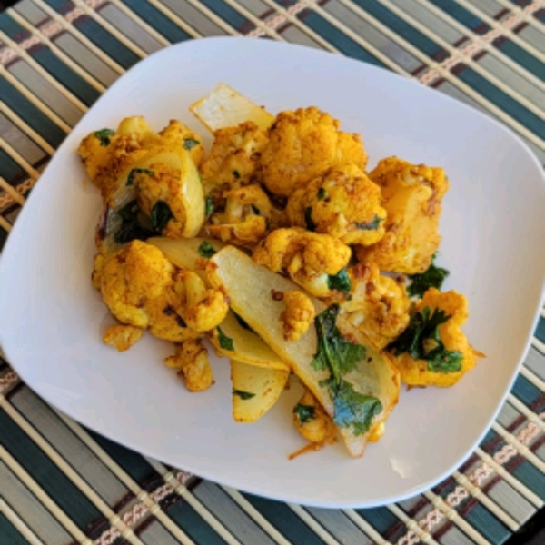 Roasted Curried Cauliflower and Onion